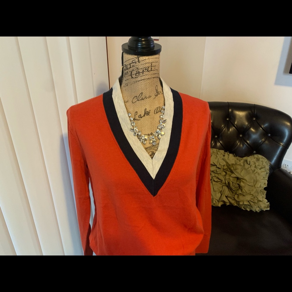 Banana republic v-neck sweater